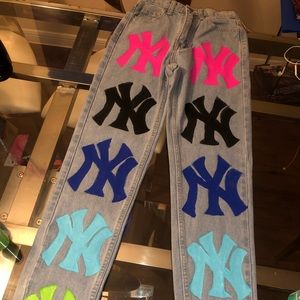 CUSTOM HAND PAINTED BOYFRIEND JEANS